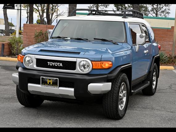 TOYOTA FJ CRUISER 2013 JTEBU4BF6DK154997 image
